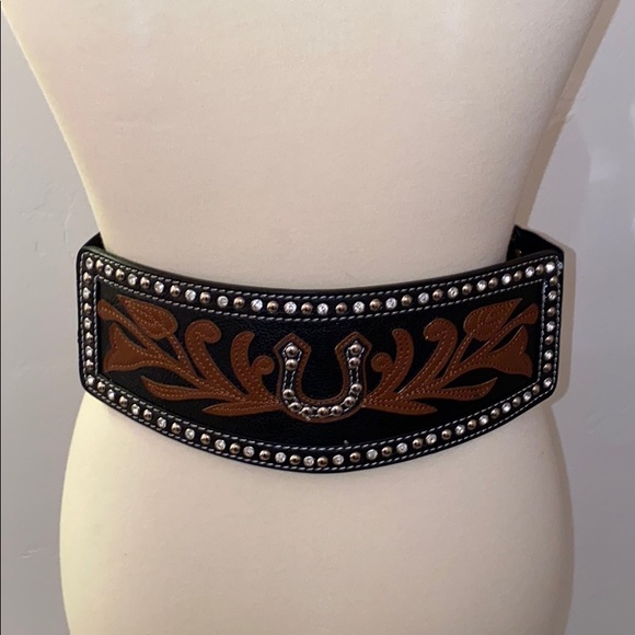 Ariat Accessories - Ariat oversized large rodeo wide horse shoe belt